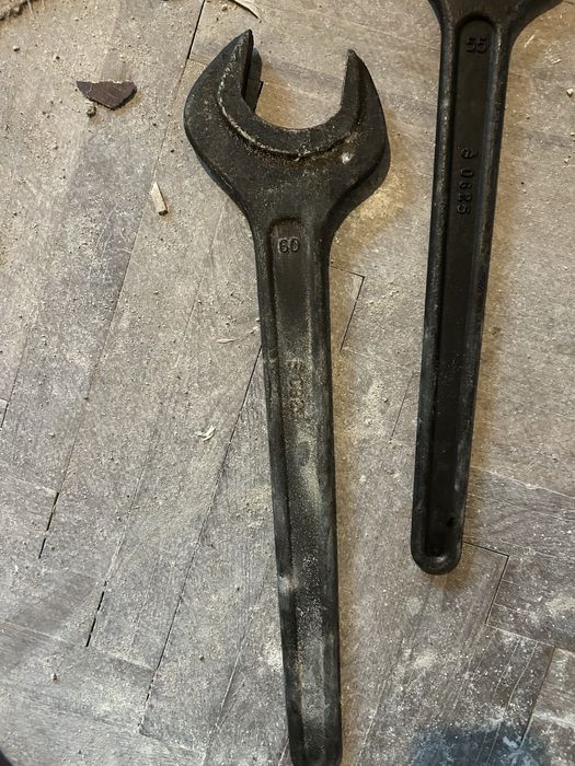 Гаечен ключ 55 / 60 за брой