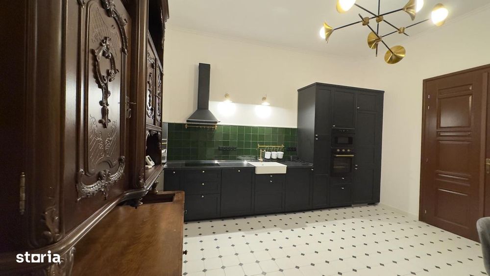 Apartament spațios ultracentral, lângă Biserica cu Luna