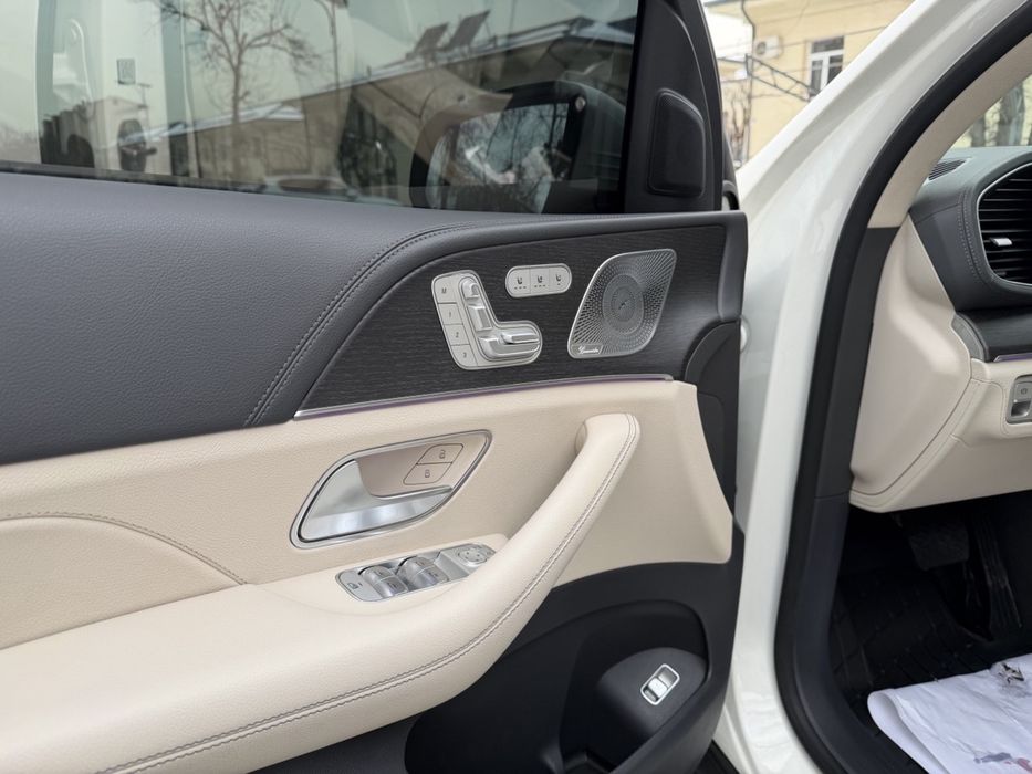 Mercedes Benz GLE450 SUV