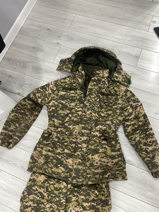 Продам бушлат комбинезон 54 размер