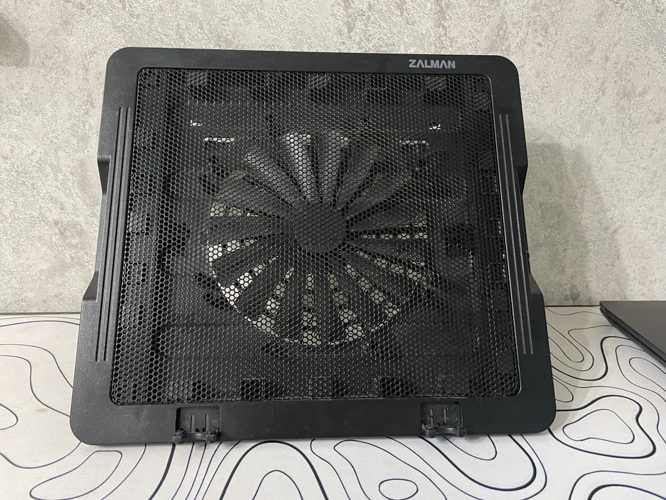 Lenovo IdeaPad Gaming 3 15IHU6