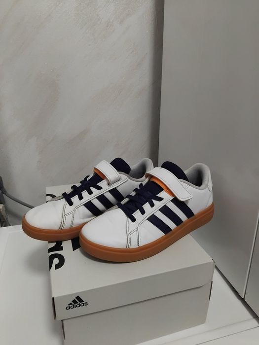 Детски обувки Adidas