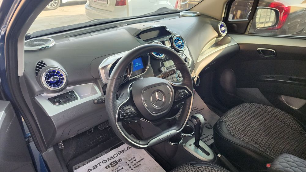 Naxt va avtokridit barterxam bor .