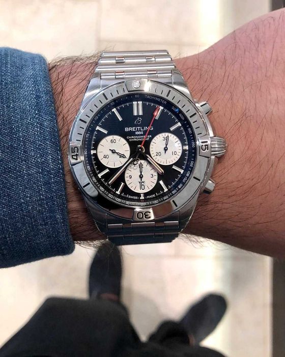 Breitling Chronomat B01 сребристо/черно