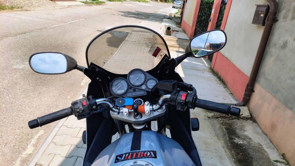 Yamaha FZS 600 Fazer  FZ6