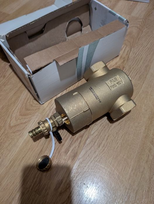 Separator de nămol și impurități FAR 1"1/2 (model 2205 112) – NOU, la cutie