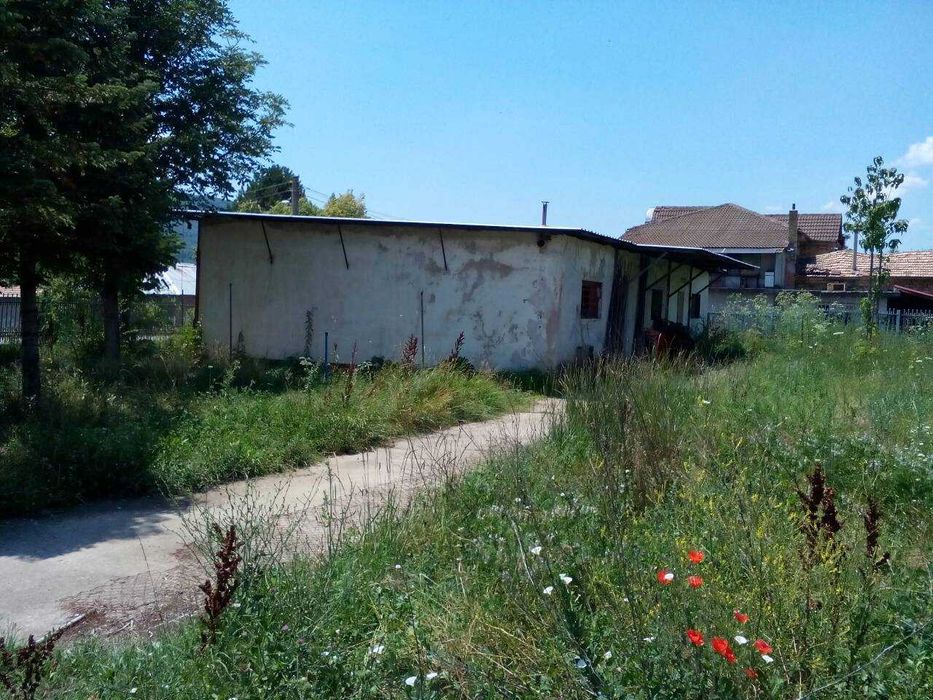 Производствена сграда, с.Лиляк