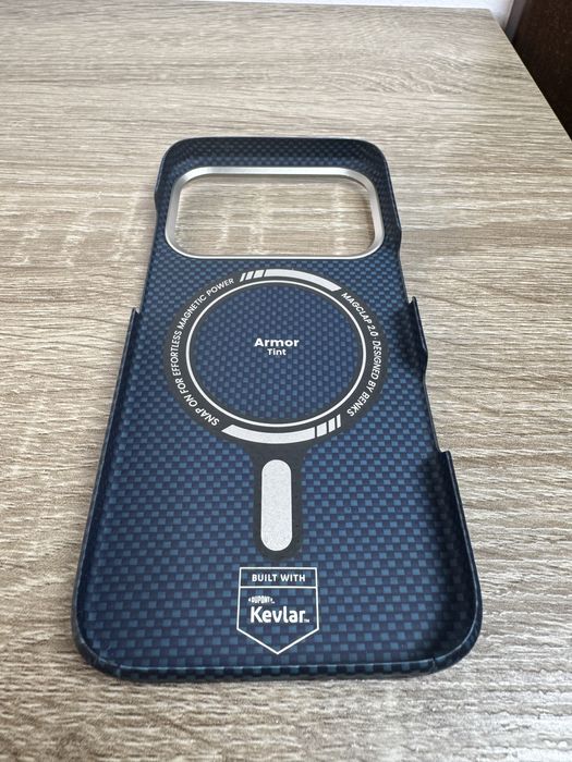 Benks iPhone 17 Pro ArmorTint