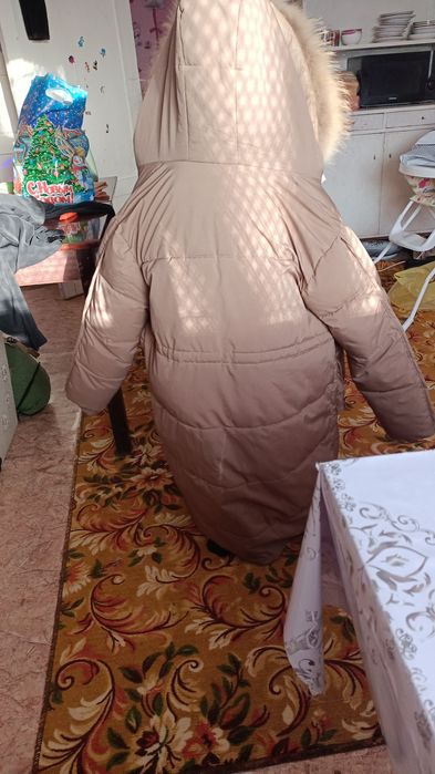 Продам куртку зима теплая новая