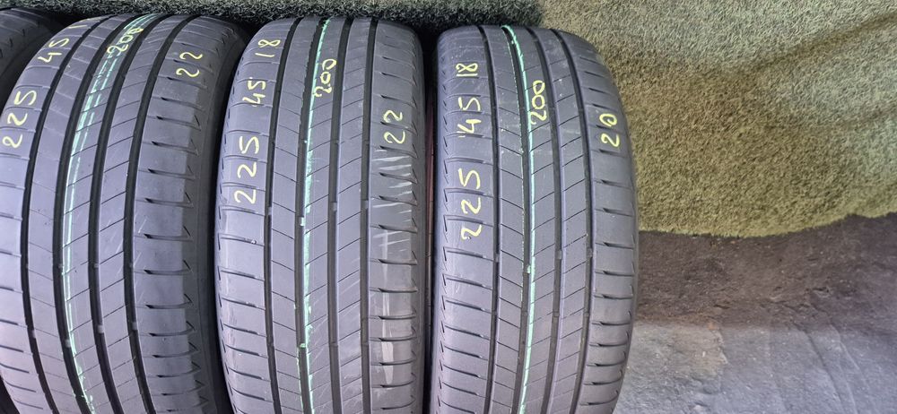 225 45 18 Bridgestone