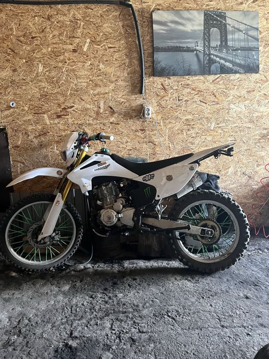 эндуро 250 кубов