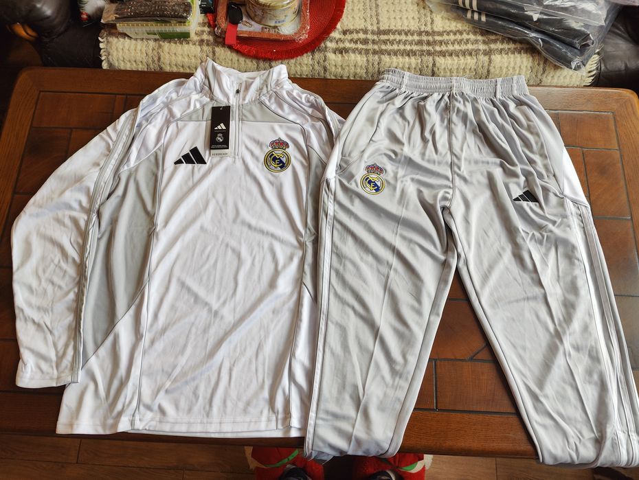 Тренировъчен футболен екип Real Madrid сезон 25/26