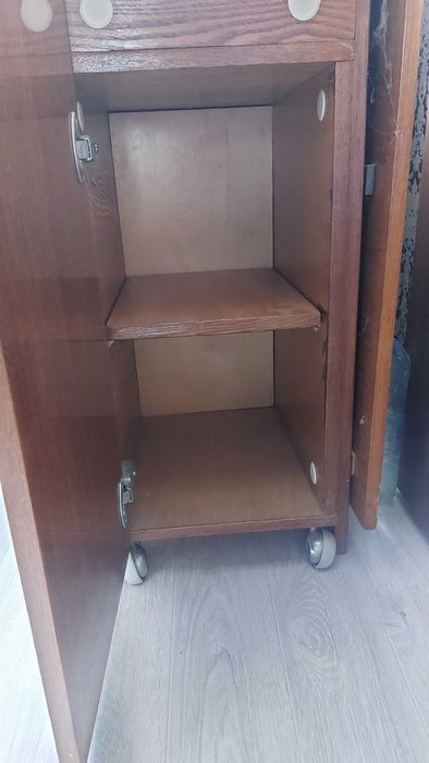 Шкафы, Спальный гарнитур, Диван, Стол