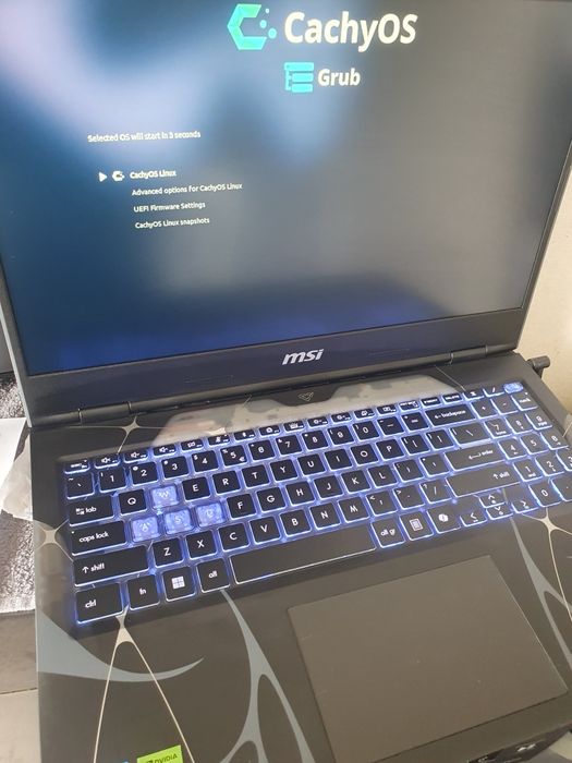 Laptop Gaming MSI Cyborg 15