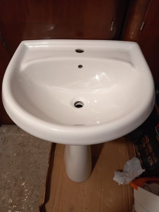 Chiuveta cu picior mare noua