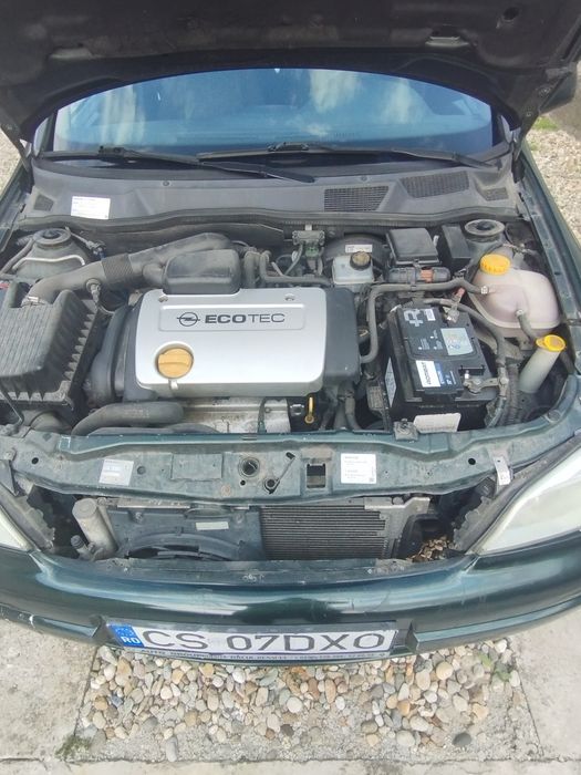 Vând Opel Astra g
