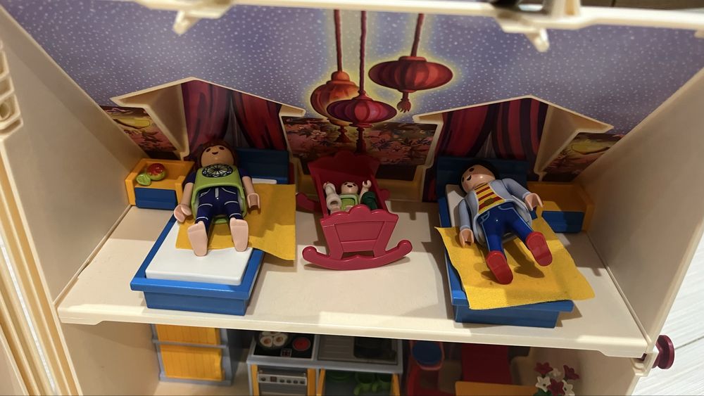 Преносима къща Playmobile