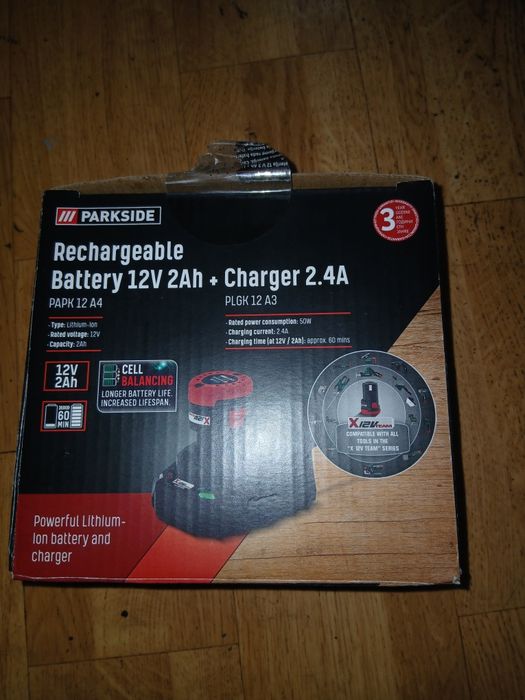 Ново зарядно на 12волта парксайд