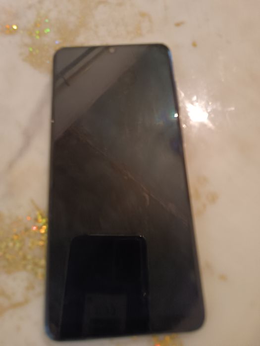 Samsung A31 продам