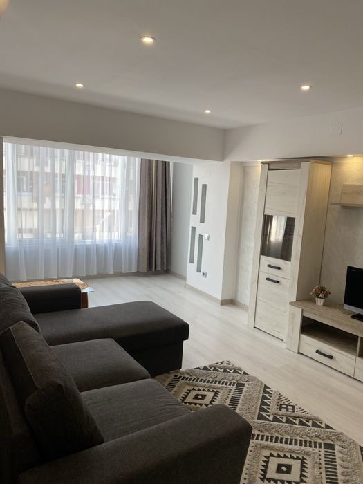 Inchiriez apartament 2 camere ULTRACENTRAL