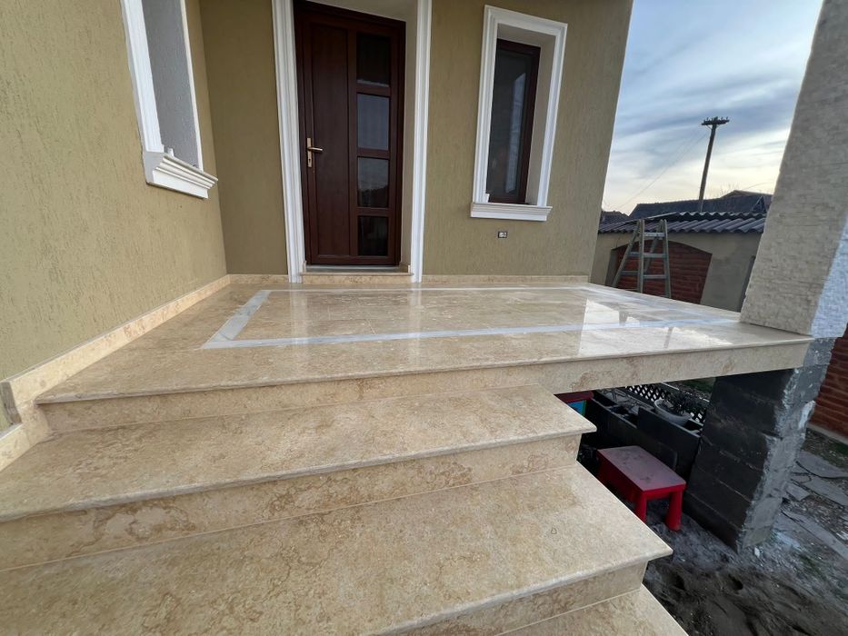 Granit travertin scari