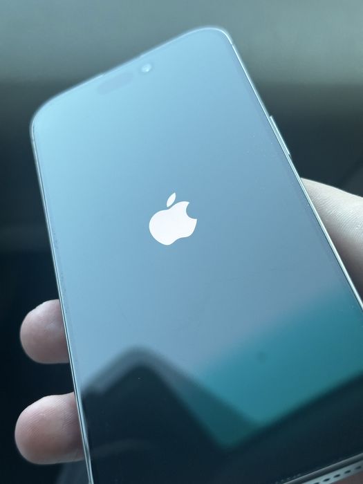 iPhone 15 pro 128 gb