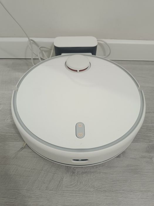 Продам робот пылесос Xiaomi