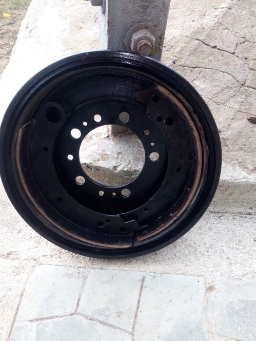 Продавам спирачни барабани от Волгаи