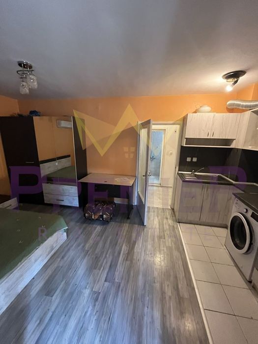 Дава се под наем Едностаен апартамент в Варна, Лятно кино Тракия - 40 кв.м за 204 € - Снимка #2