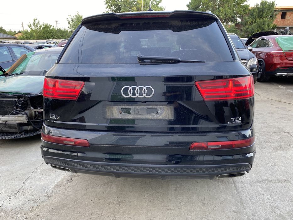 Haion cu lunetă Audi Q7 4M 3.0 tdi 2016