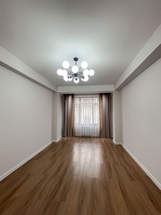 Яшнабод Метро Олмос 3 комнатная продаётся срочно