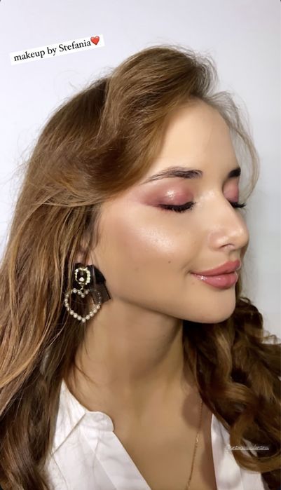 Make-up artist Stefania