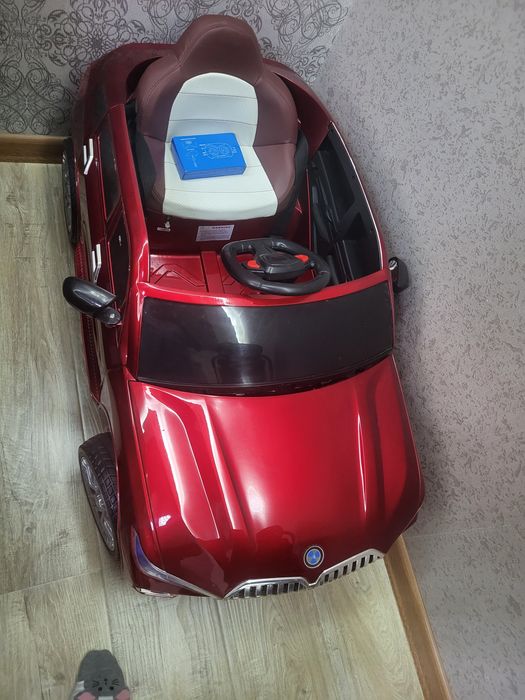 Детская машина BMW