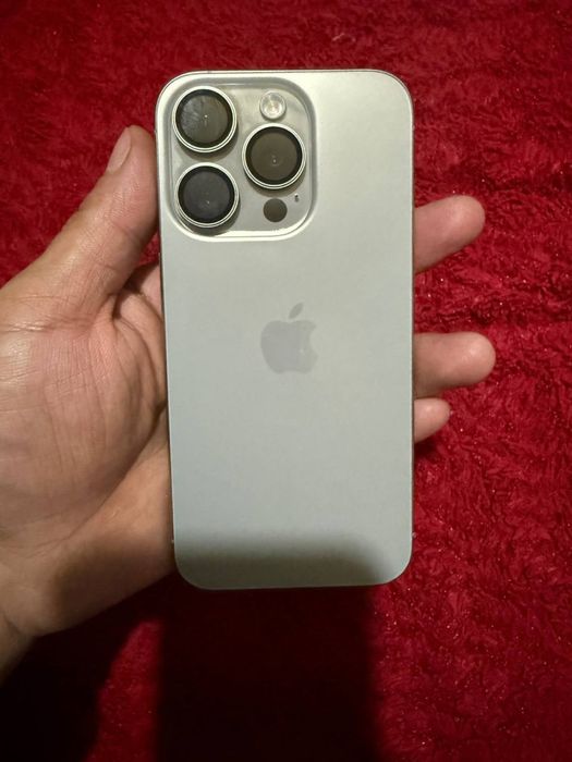 Iphone 15 pro 256/82% z/aa