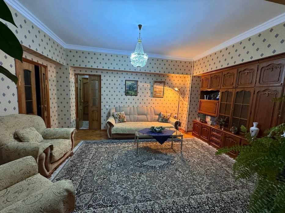 2х ком / Цум / Ц-7 квартал / Корейское посольство