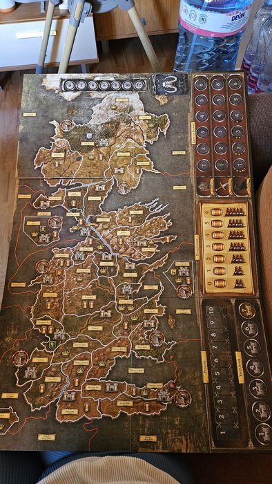 Настолна игра "Игра на тронове"