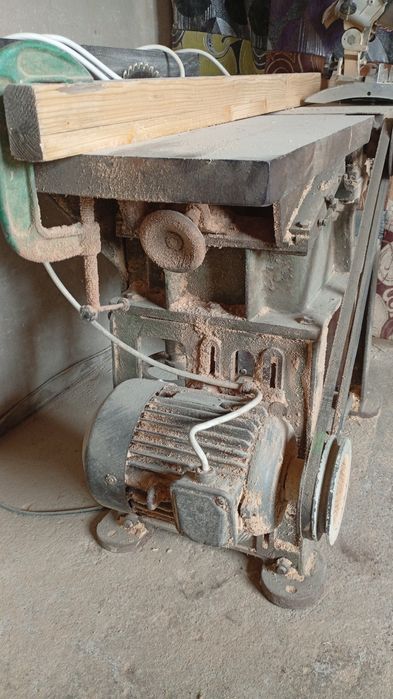 Циркулярка с фуганком