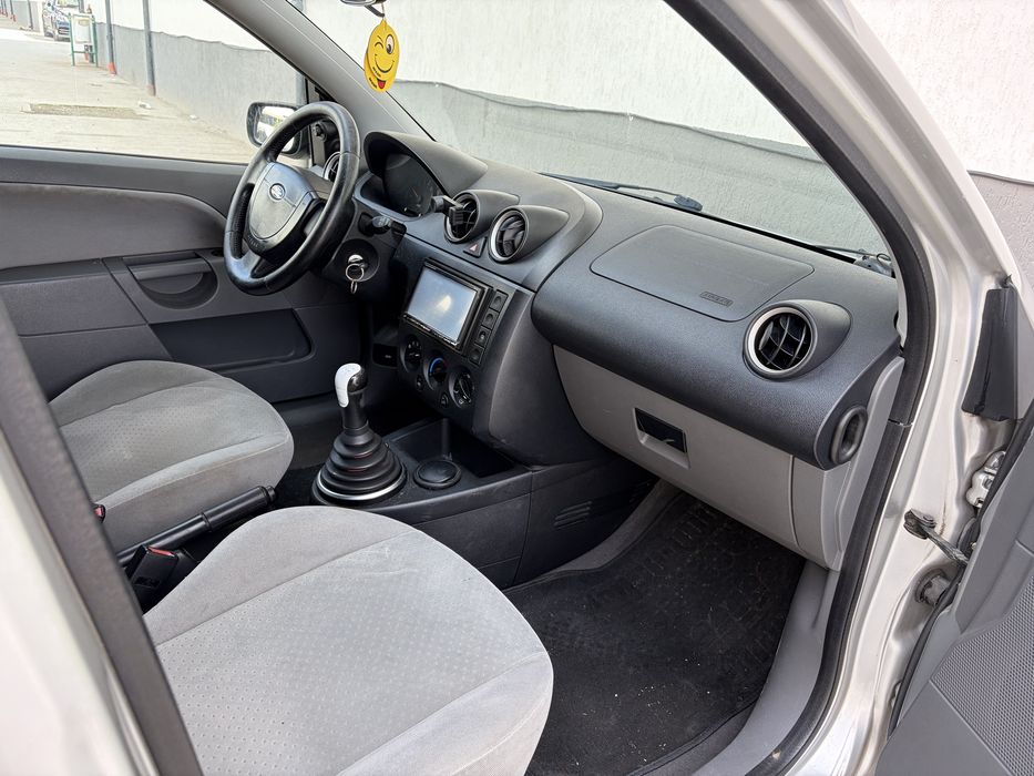 FORD Fiesta 2003 — imagine 5
