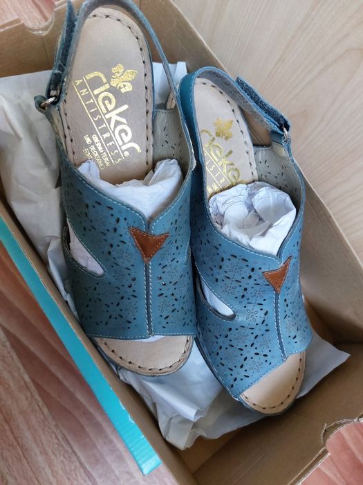 Летняя открытая  обувь