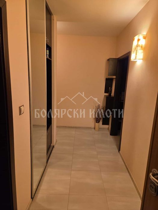 Дава се под наем Тристаен апартамент в Велико Търново, Акация - 93 кв.м за 435 € - Снимка #12