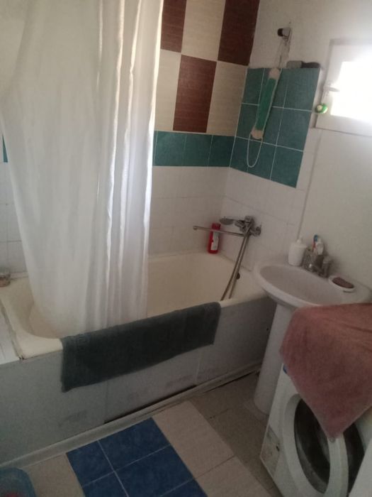 Сдам отдельно стоящий частный дом со всеми условиями внутри (туалет-ва