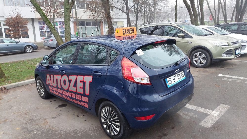 FORD Fiesta 2015 — imagine 2