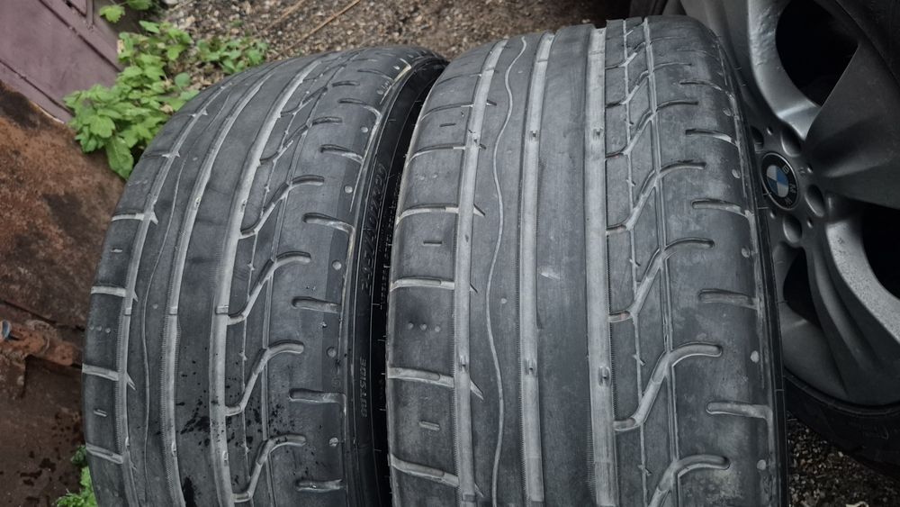 Резина Vitour 245 40 r20, пара