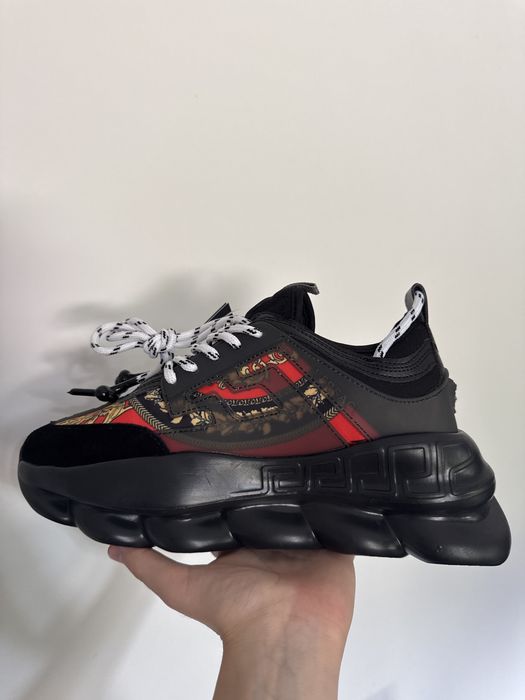 Versace Chain Reaction Black & Read