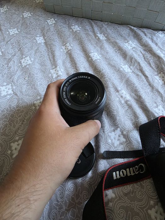 Canon eos4000d cu 3 obiective