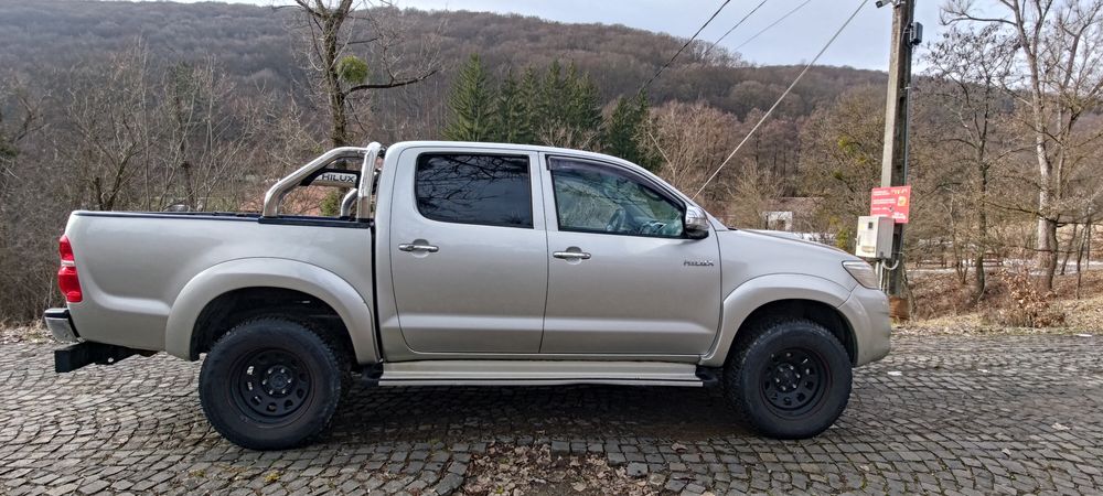 Toyota Hilux 3.0
