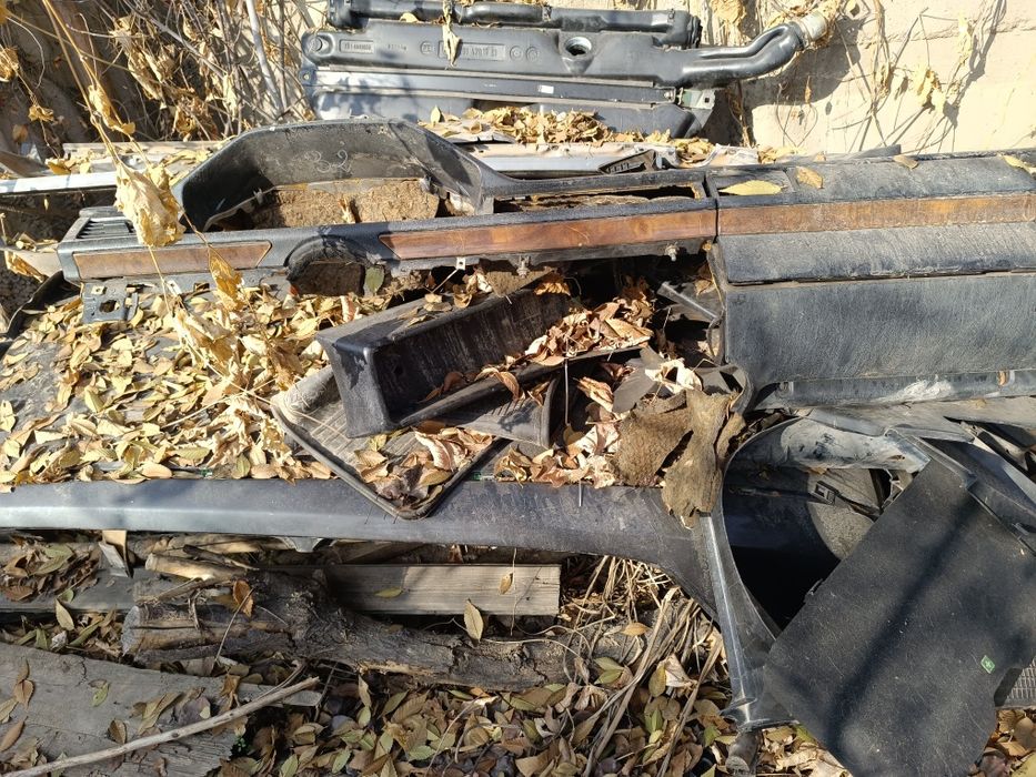 Мерседес W124 разбор запчасти