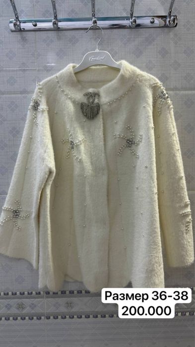 Кийимлар 80.000 сумдан бошлаб