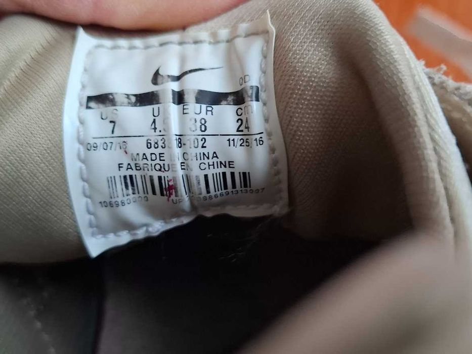 маратонки NIKE - номер 37