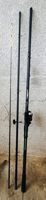 feeder set nou în cutie